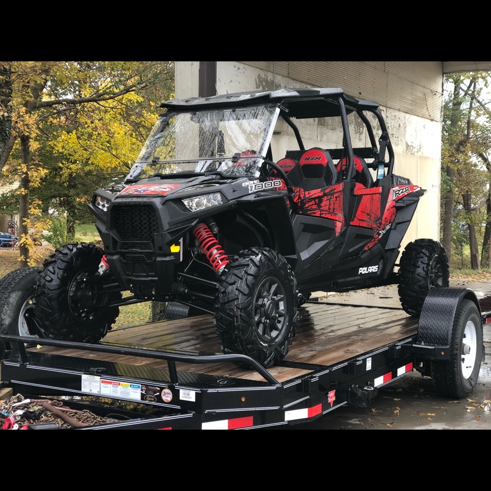 Meet your Posher, Taylor